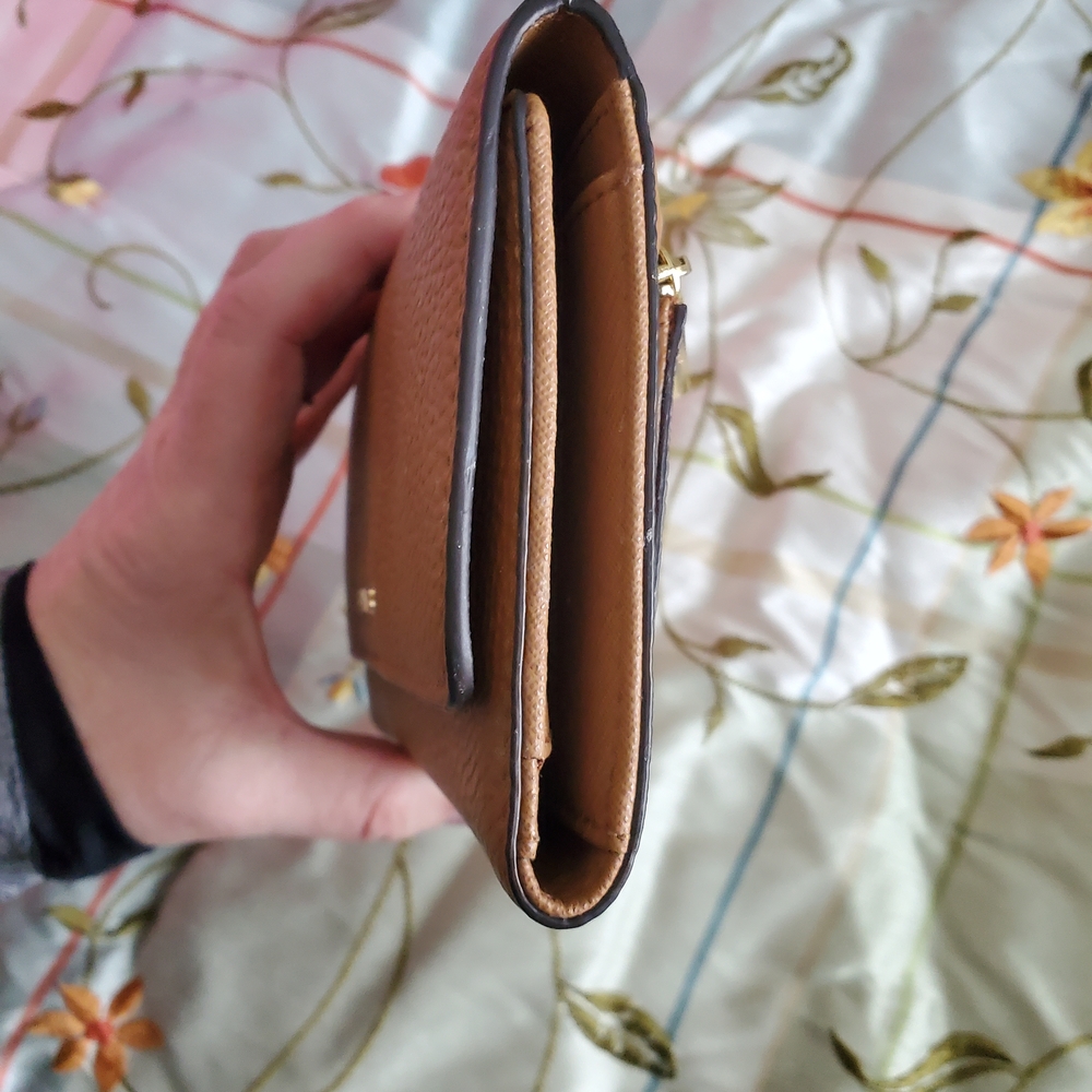 Michael Kors Tan Leather Wallet - Picture 5 of 12